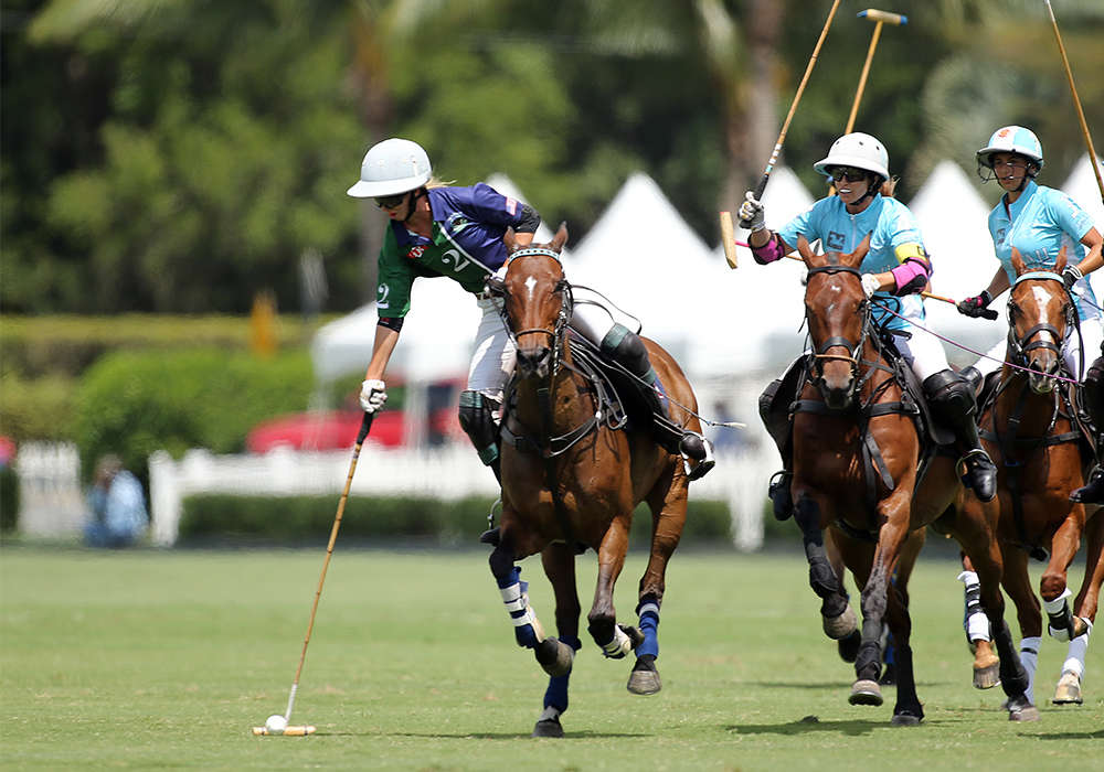 Kylie Sheehan competing with Ruby during the 2021 U.S. Open Women's Polo Championship® victory with BTA/The Villages. ©David Lominska.