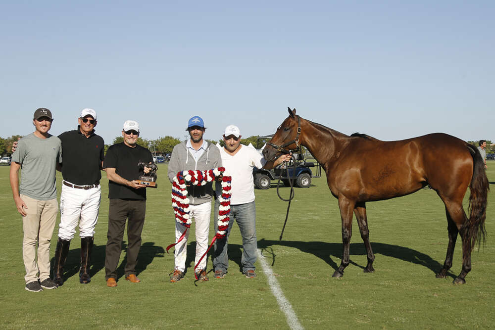 International Polo Club Best American-Bred Horse of the U.S. Open: Tanita, played by Adolfo Cambiaso, owned by J5 Equestrian, pictured with Rob Jornayvaz, Bob Jornayvaz, USPA Umpires, LLC Chairman Britt Baker and ____.  