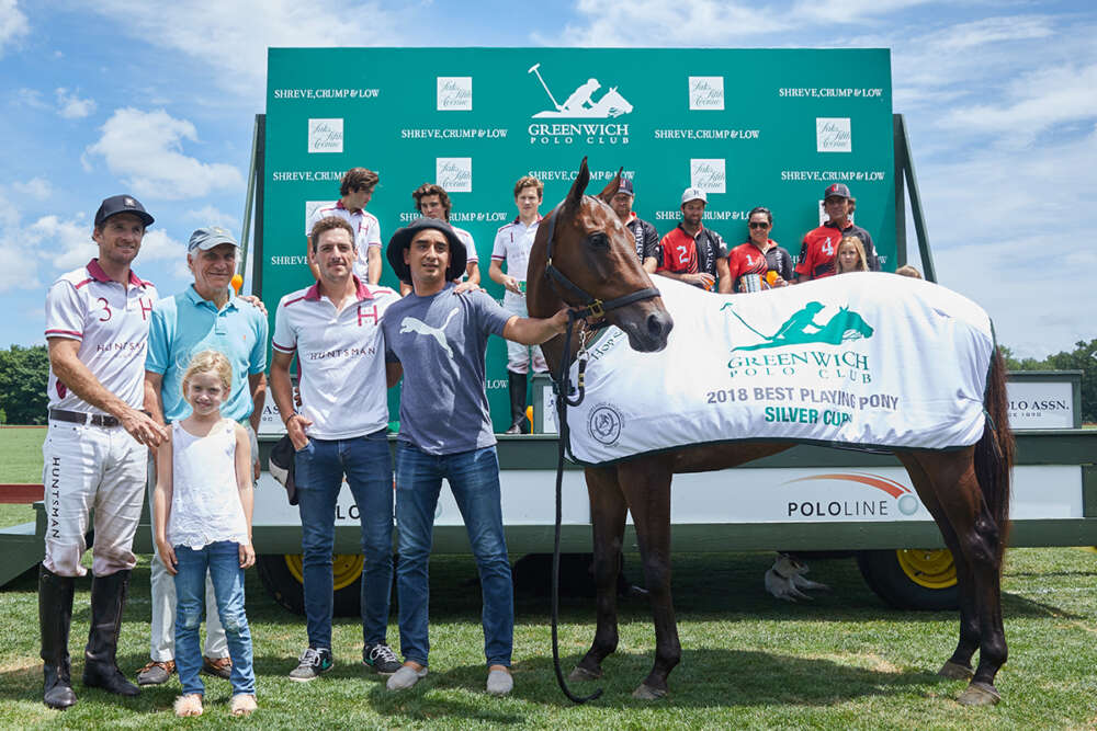 Best Playing Pony Cali Marino pictured with Tomas Garcia Del Rio, Luis Rinaldini, Juan Cruz Garcia Del Rio and Nazareno Colanino.