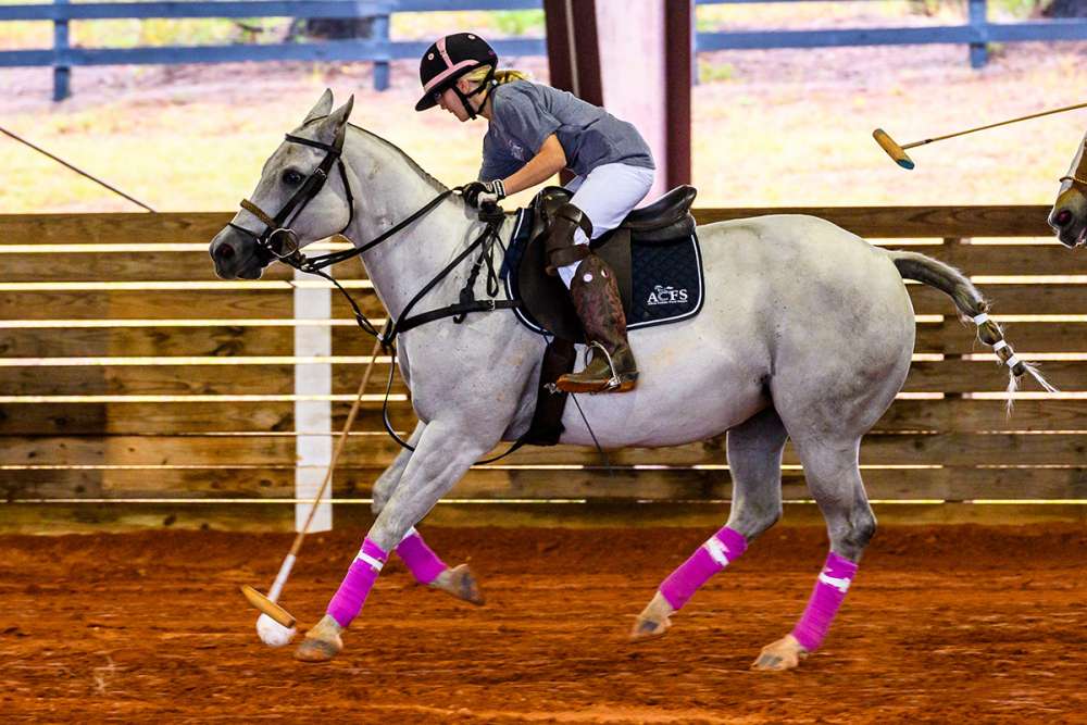 Summer Kneece competing in a USPA Middle School tournament in Aiken, South Carolina. ©Lawrence Johnson. 