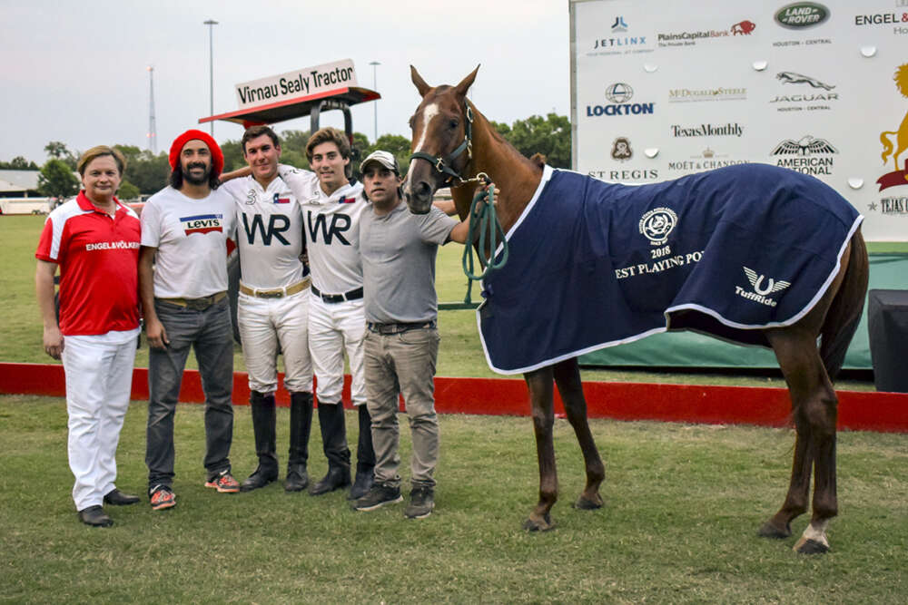 Best Playing Pony: Lavinia Infama played by Facundo Obregon, owned by Toly Ulloa, pictured with (L to R) Brooks Ballard, Pablo Albornoz, Facundo Obregon, Toly Ulloa, and Facundo Tolosa.