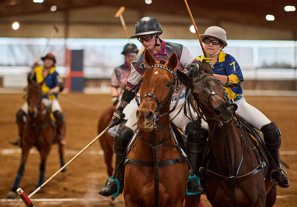 Zoe Lehmer and Dani Gibson in a ride-off ©David Murrell