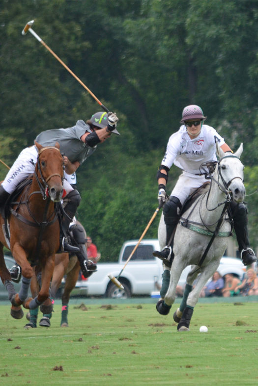 SD Farm's Juan Martin Obregon and Banks Mill/Carolina Eastern's Lucas Arellano. ©Katie Roth. 